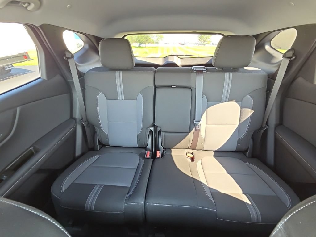 Used 2024 Chevrolet Blazer LT w/ Convenience Package FWD image 24