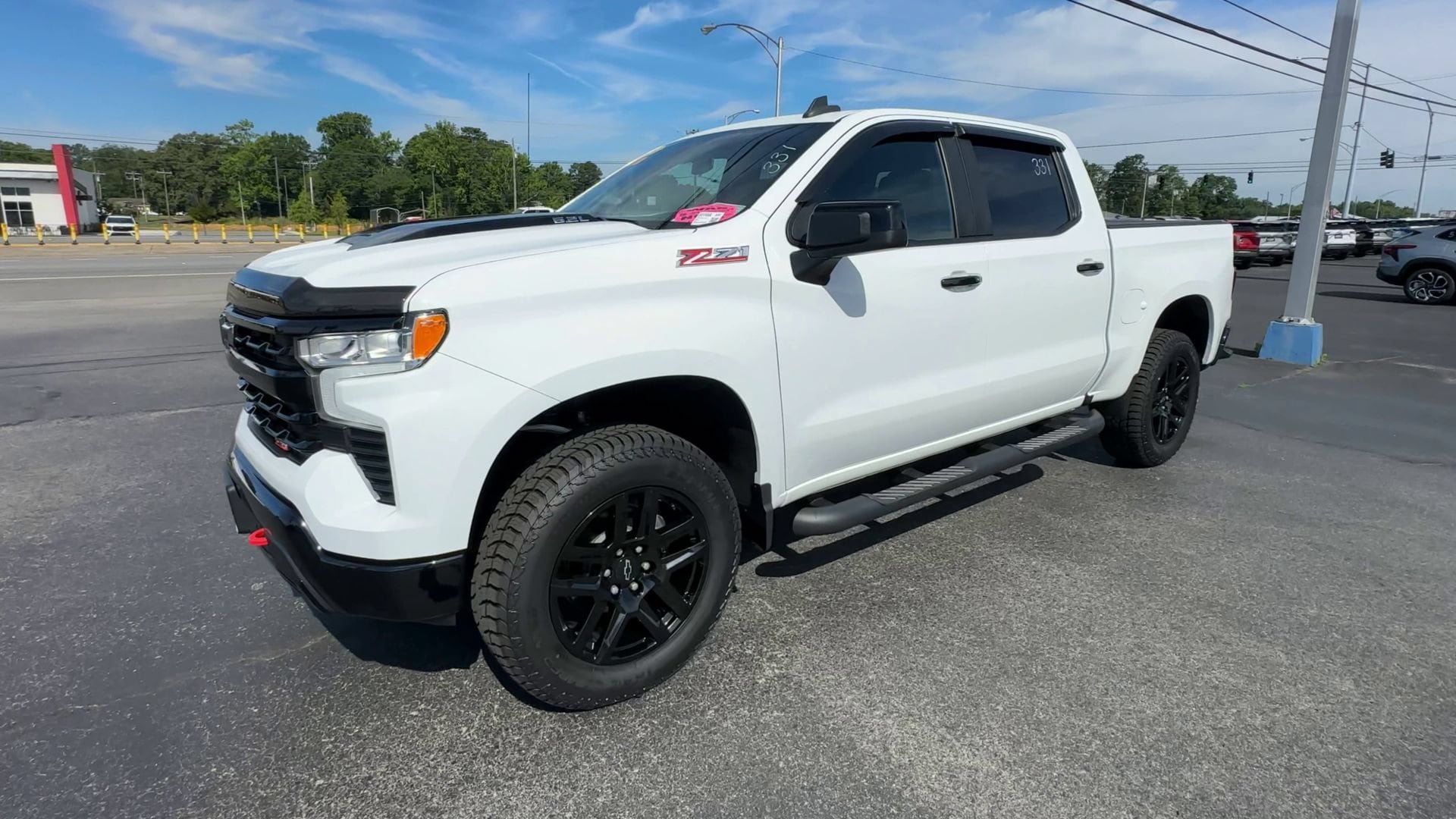 Used 2023 Chevrolet Silverado 1500 LT Trail Boss w/ Protection Package AWD/4WD image 4
