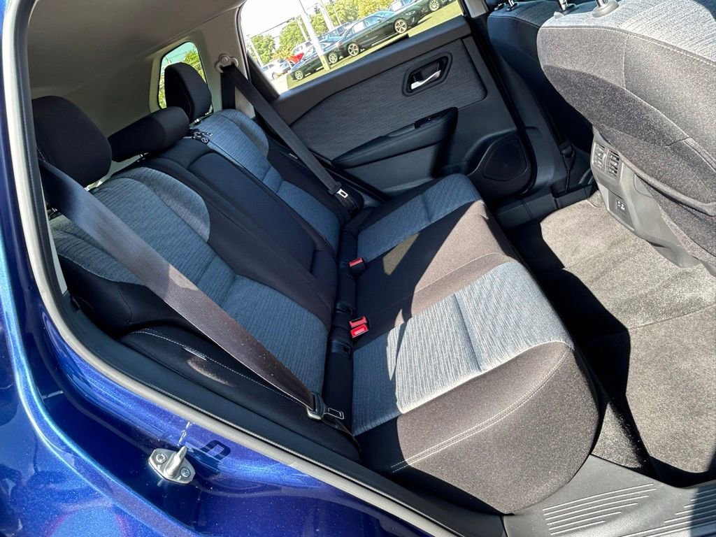 Used 2023 Nissan Rogue SV AWD/4WD image 46