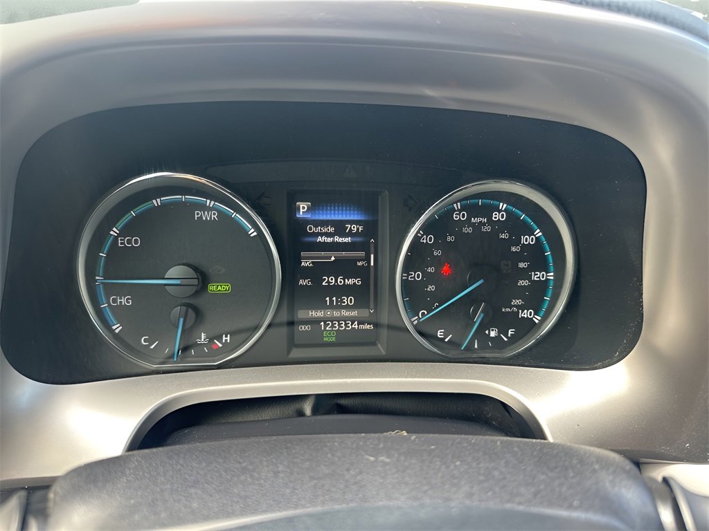 Used 2018 Toyota RAV4 XLE image 21