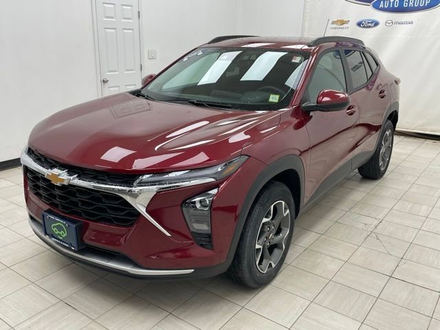 Used 2024 Chevrolet Trax LT w/ Driver Confidence Package image 15