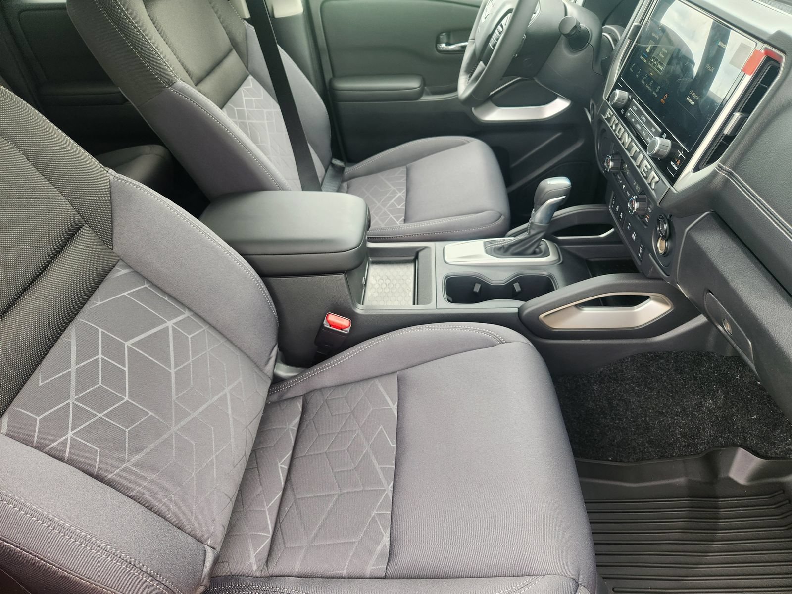 New 2026 Nissan Frontier SV w/ SV Convenience Package RWD image 13