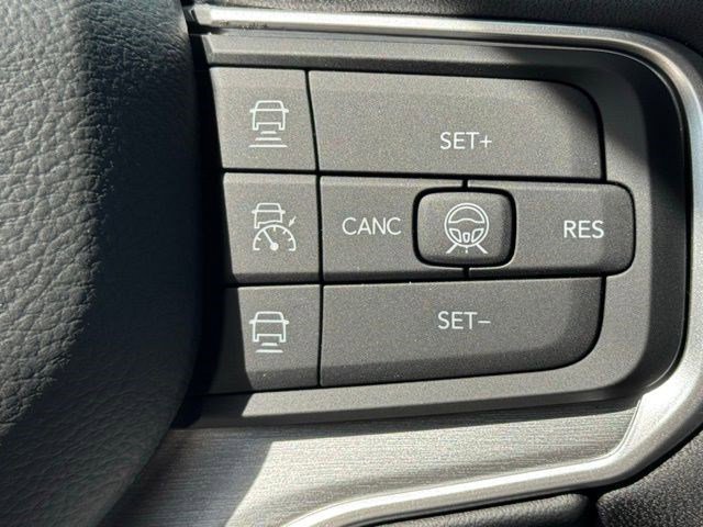 New 2026 Jeep Grand Wagoneer L Limited AWD/4WD image 20