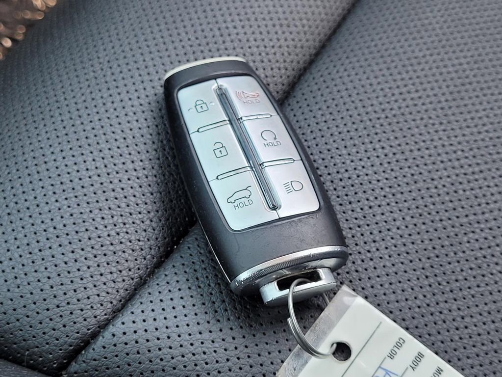 Used 2022 Genesis GV70 2.5T w/ Select Package image 24