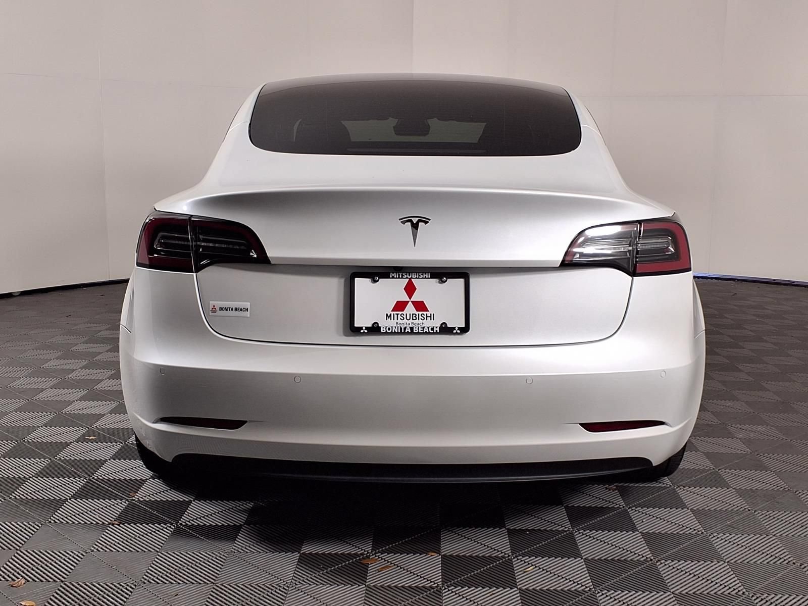 Used 2021 Tesla Model 3 Standard Range Plus RWD image 6