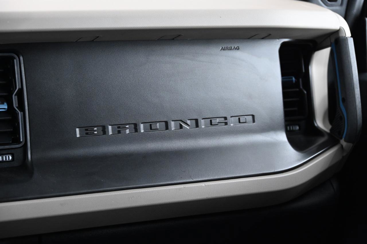 Used 2021 Ford Bronco Wildtrak image 35