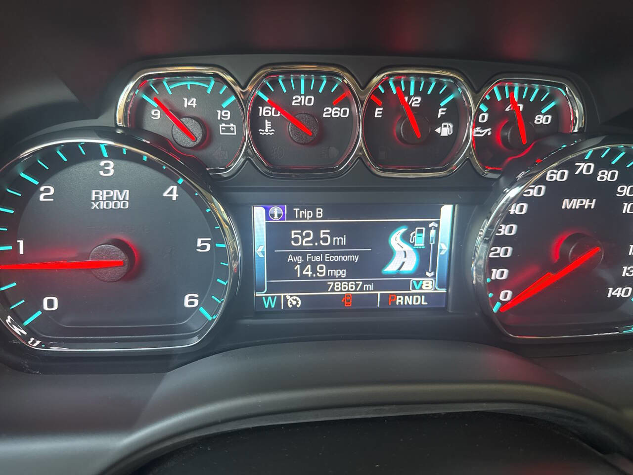 Used 2018 Chevrolet Tahoe 4WD image 12