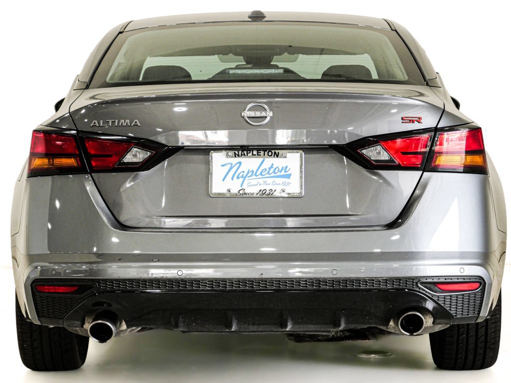 Used 2024 Nissan Altima 2.5 SR FWD image 7