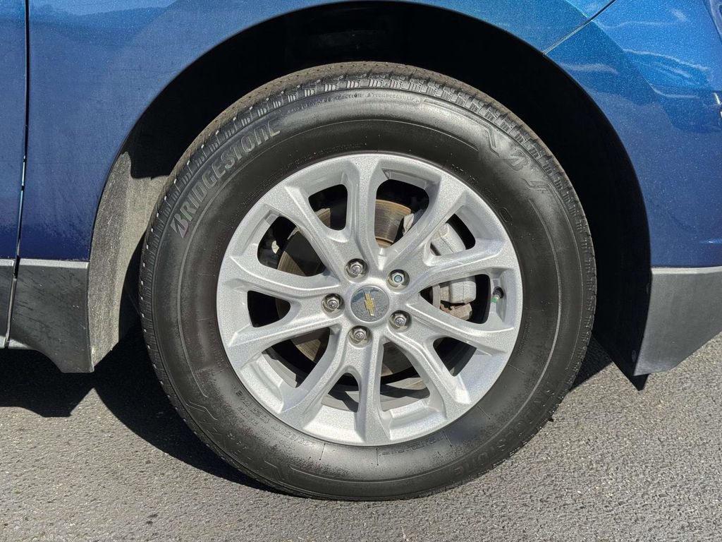 Used 2021 Chevrolet Equinox LT AWD/4WD image 26