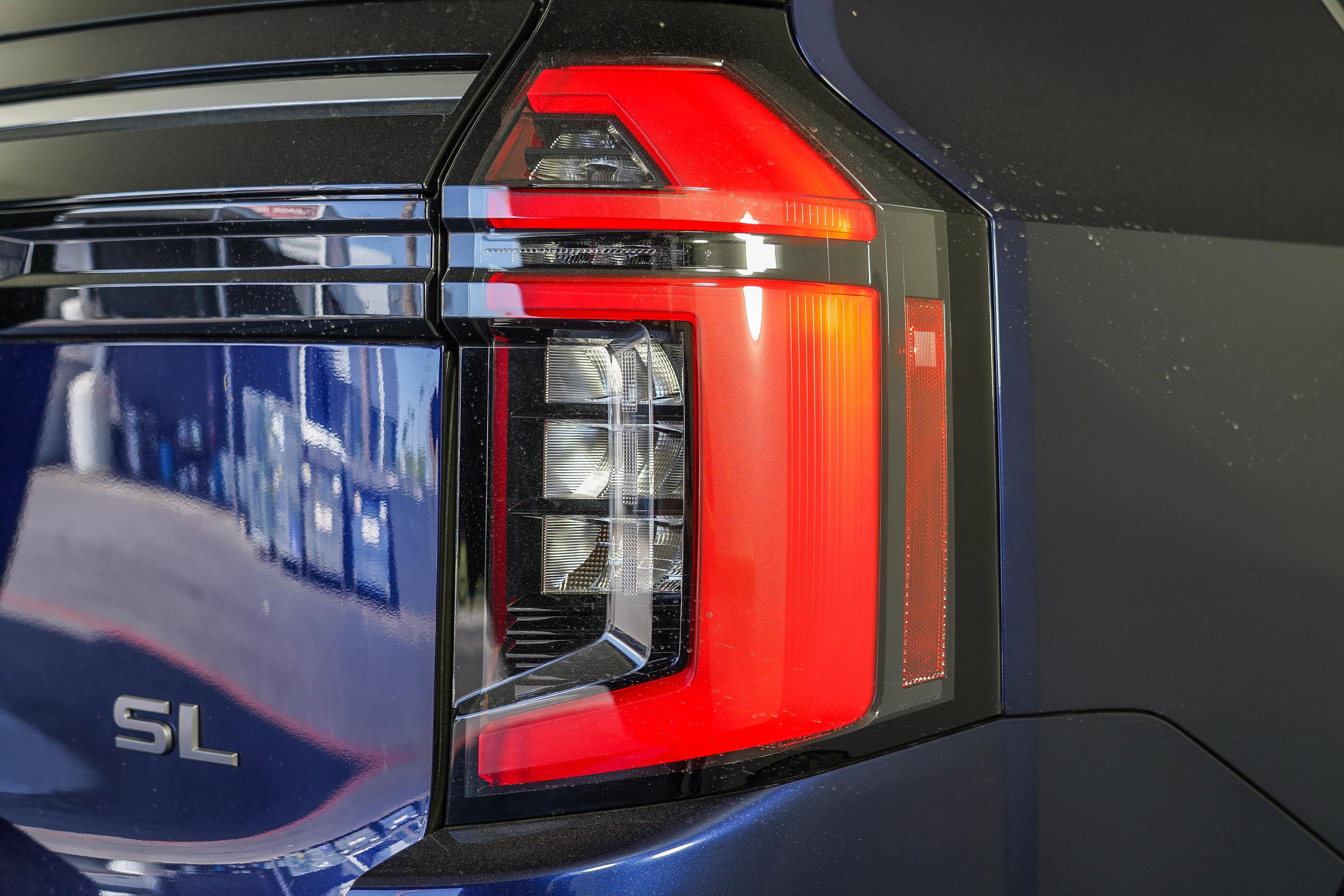 New 2025 Nissan Armada SL image 13