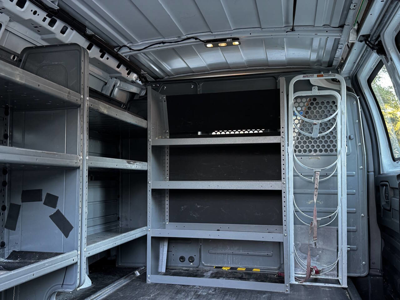 Used 2017 Chevrolet Express 2500 image 14