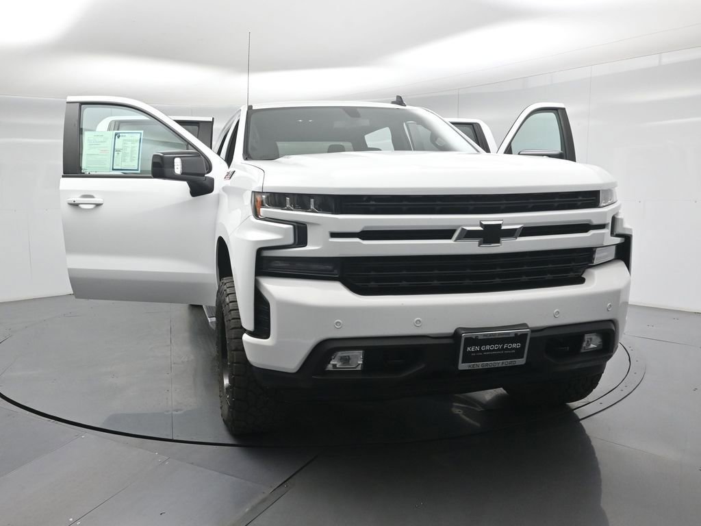 Used 2021 Chevrolet Silverado 1500 RST image 32