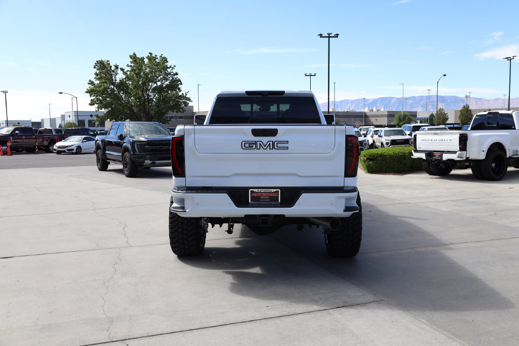 Used 2026 GMC Sierra 3500 Denali Ultimate AWD/4WD image 5