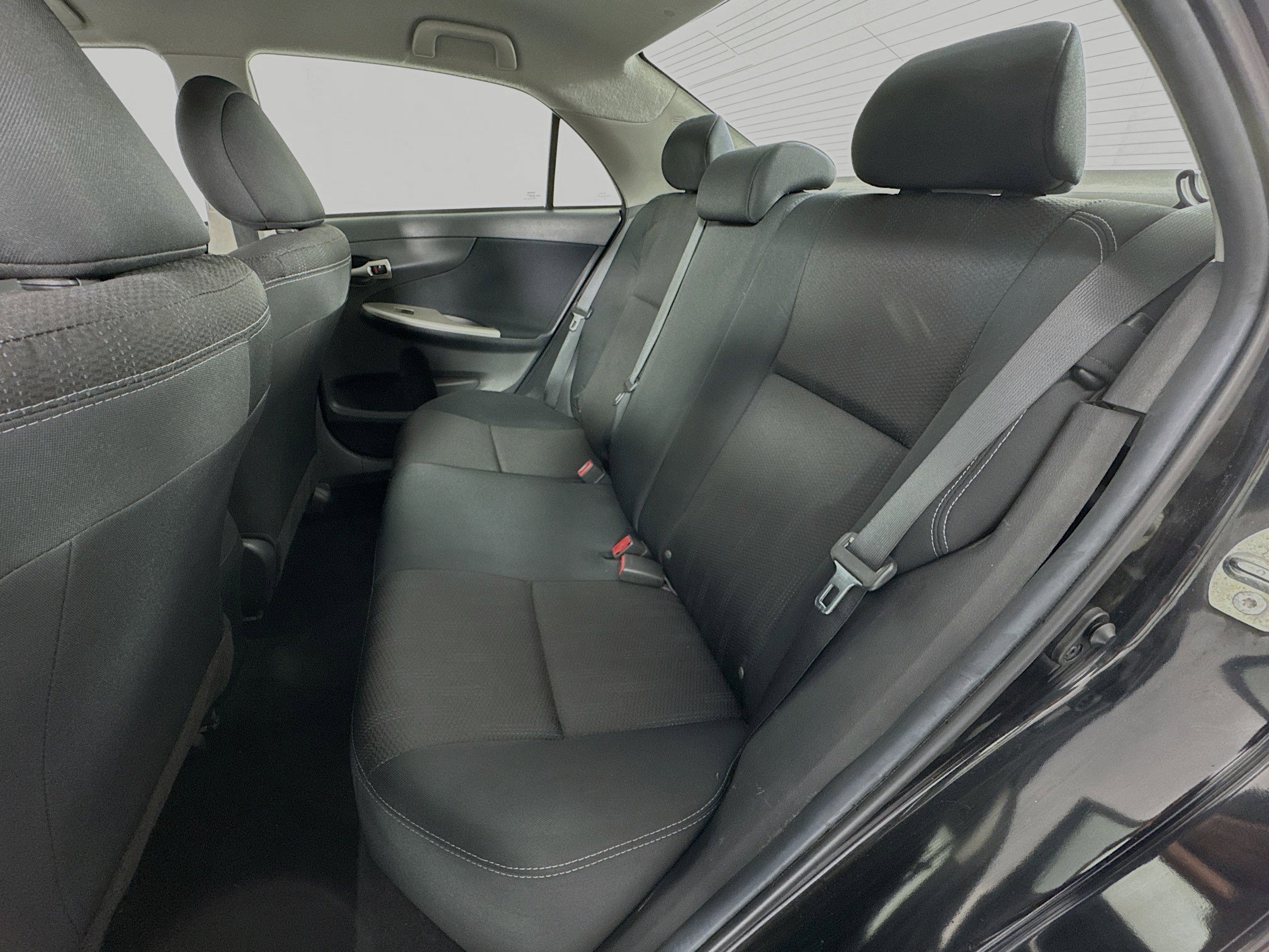 Used 2013 Toyota Corolla S image 21