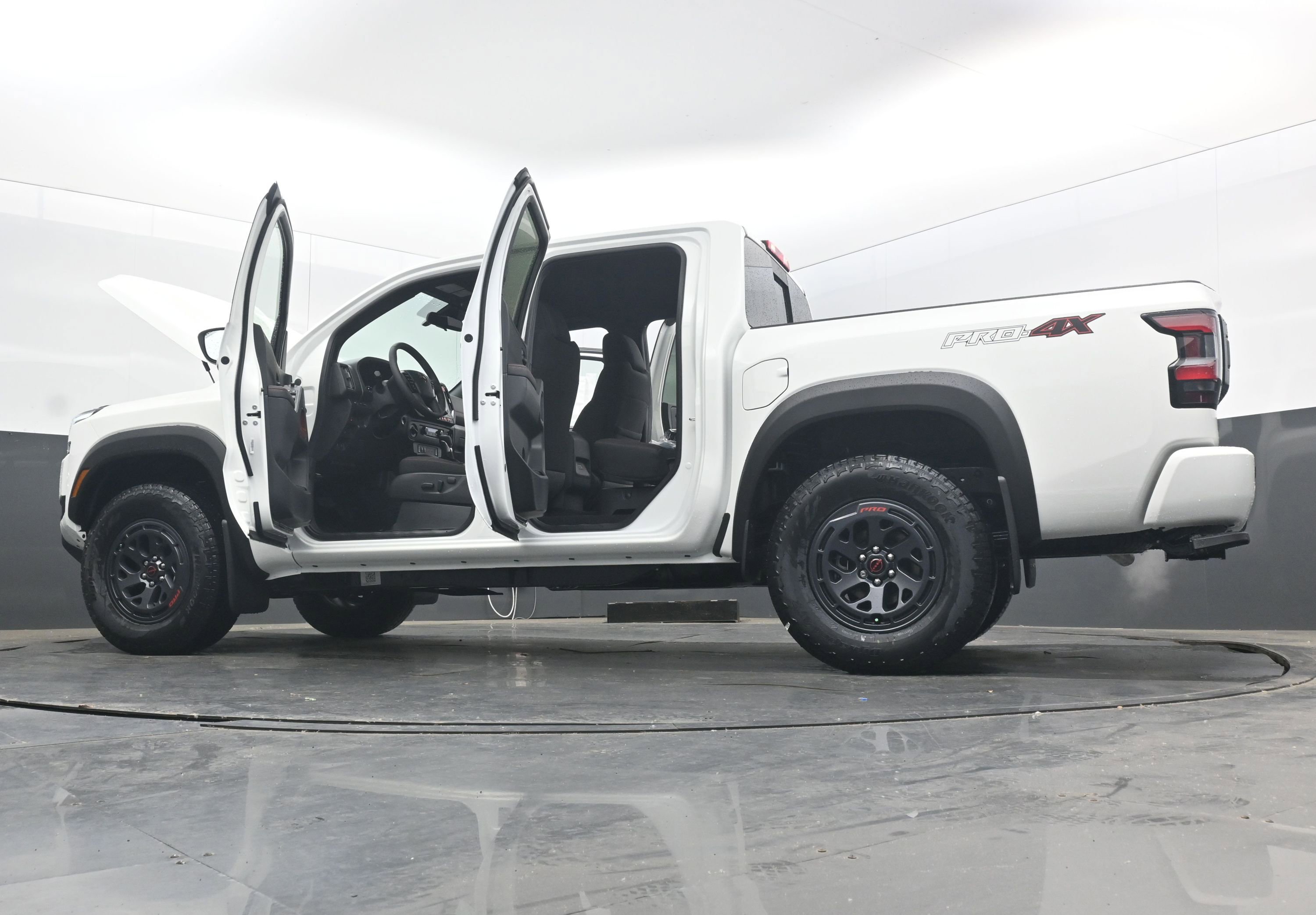 New 2026 Nissan Frontier PRO-4X AWD/4WD image 43