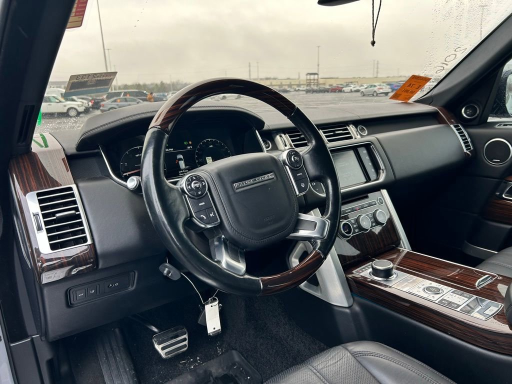 Used 2016 Land Rover Range Rover Supercharged image 9