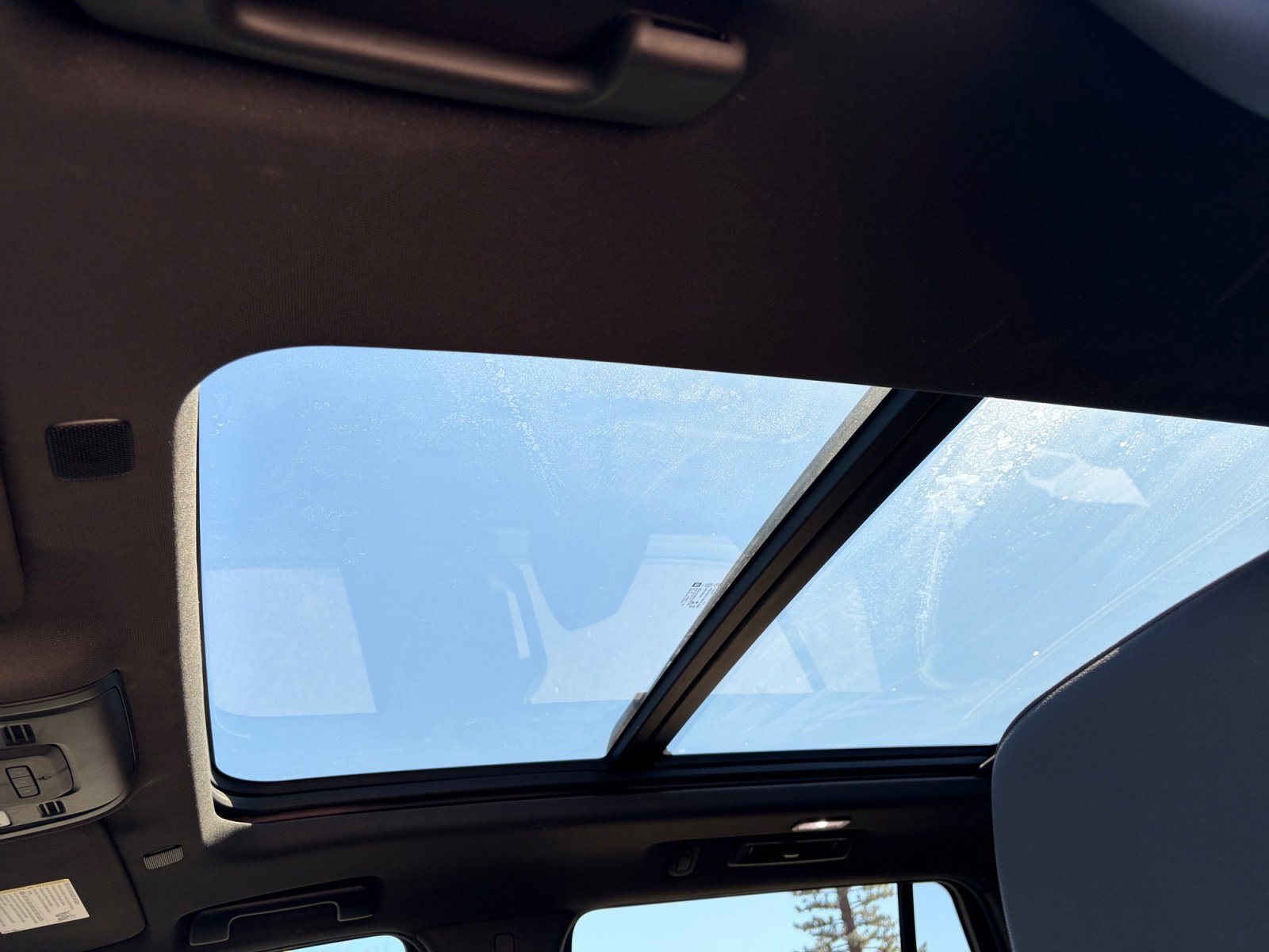 Used 2022 Chevrolet Tahoe Z71 w/ Off-Road Capability Package image 29