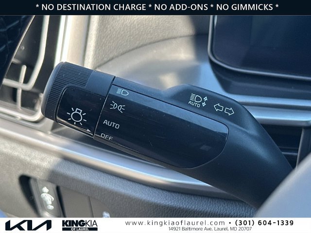 Used 2025 Kia Sorento S AWD/4WD image 11