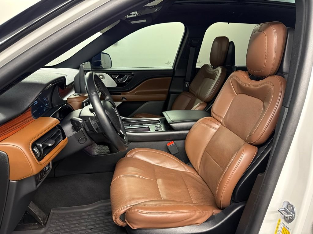 Certified 2023 Lincoln Aviator Reserve w/ Equipment Group 201A AWD/4WD image 28