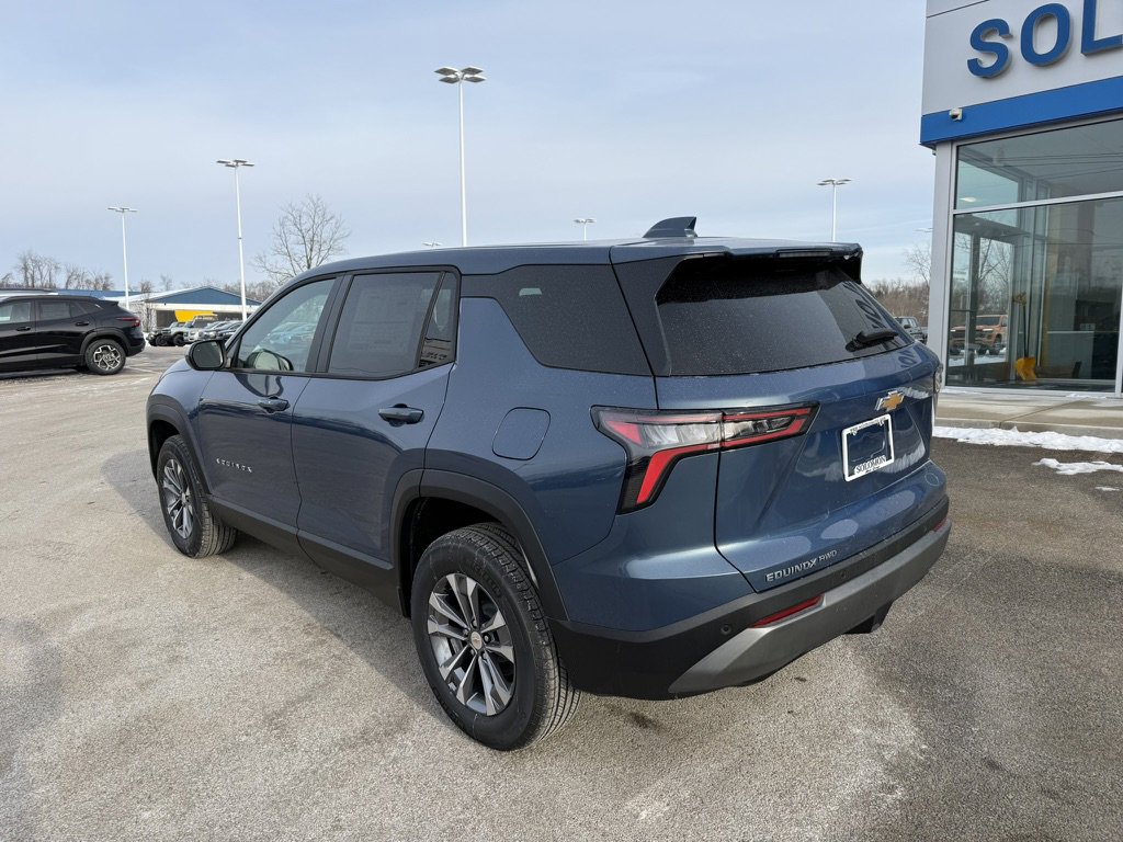 New 2026 Chevrolet Equinox LT image 3