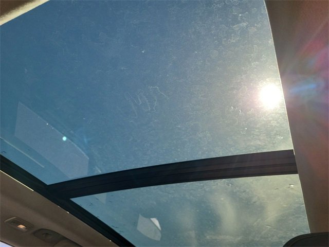 Certified 2025 Volvo XC90 B6 Ultra w/ Lounge Package image 28