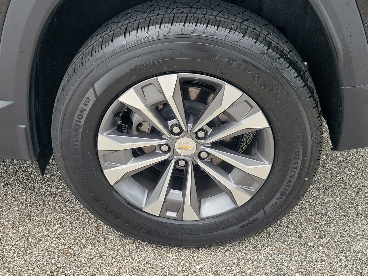 Used 2026 Chevrolet Equinox LT FWD image 5