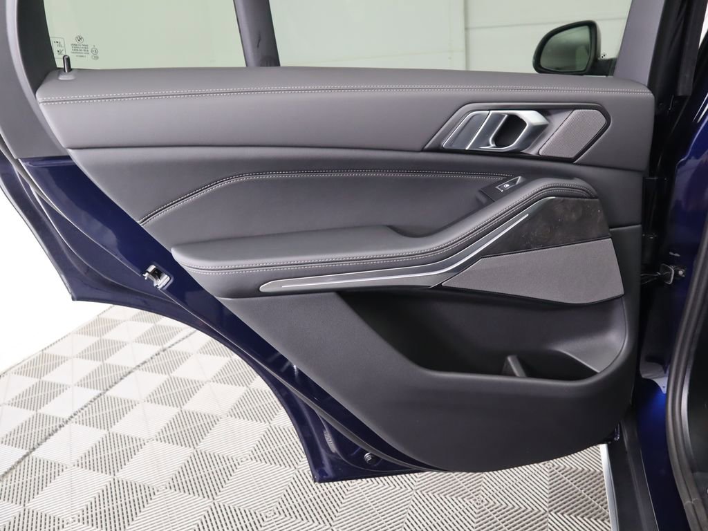 Certified 2026 BMW X5 sDrive40i w/ Premium Package RWD image 28