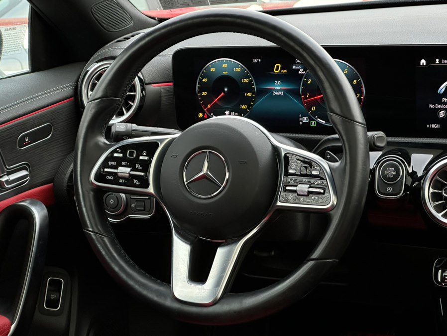 Used 2023 Mercedes-Benz CLA 250 4MATIC image 26