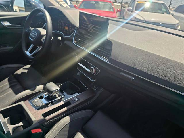 Used 2023 Audi Q5 e Prestige w/ Prestige Package AWD/4WD image 11
