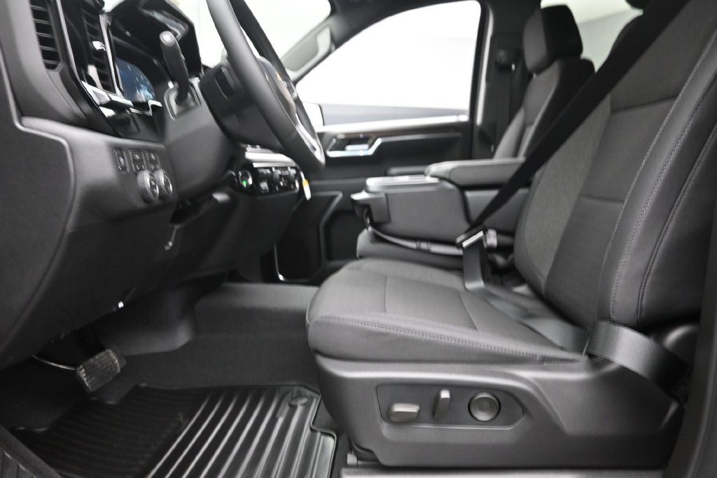 New 2026 Chevrolet Silverado 1500 LT w/ All Star Edition Plus AWD/4WD image 16