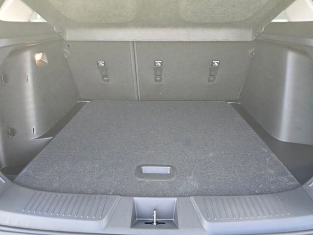 New 2026 Chevrolet Trax LT w/ Sunroof Package image 12