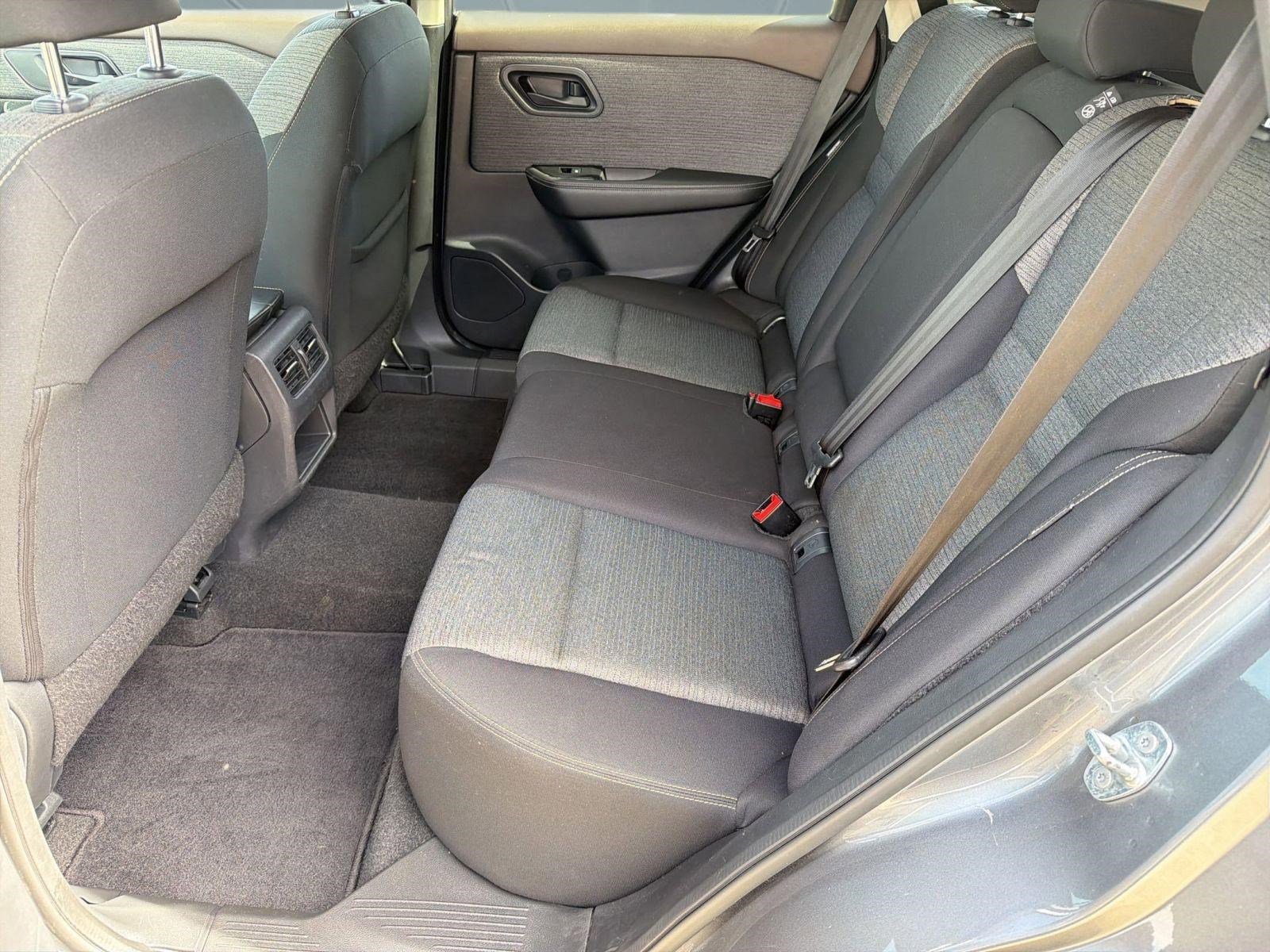 Used 2021 Nissan Rogue S image 15