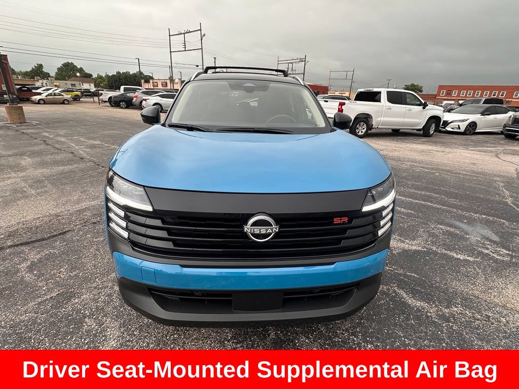 Certified 2025 Nissan Kicks SR w/ SR Premium Package AWD/4WD image 12
