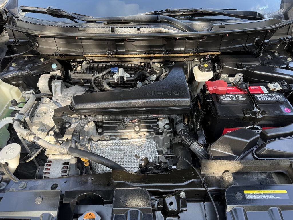 Used 2017 Nissan Rogue SL w/ SL Premium Package FWD image 21