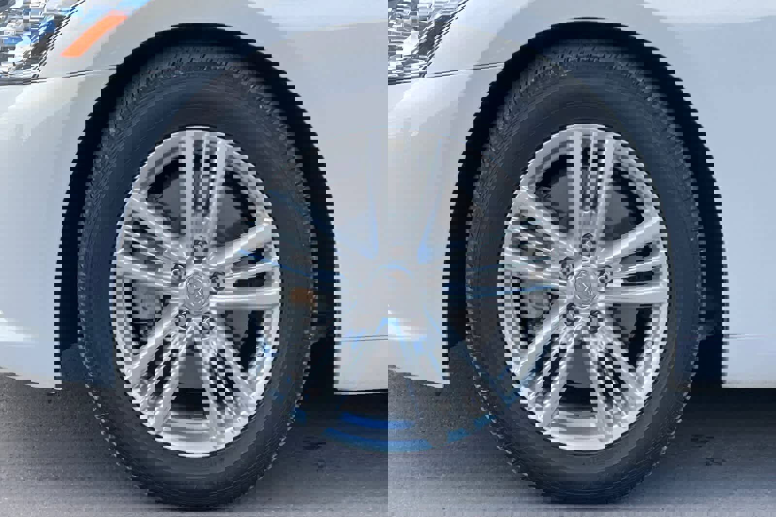 Used 2010 INFINITI G37 Journey w/ Premium Pkg image 28