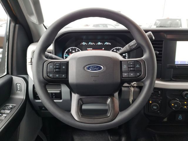 New 2026 Ford F550 4x4 Crew Cab image 11