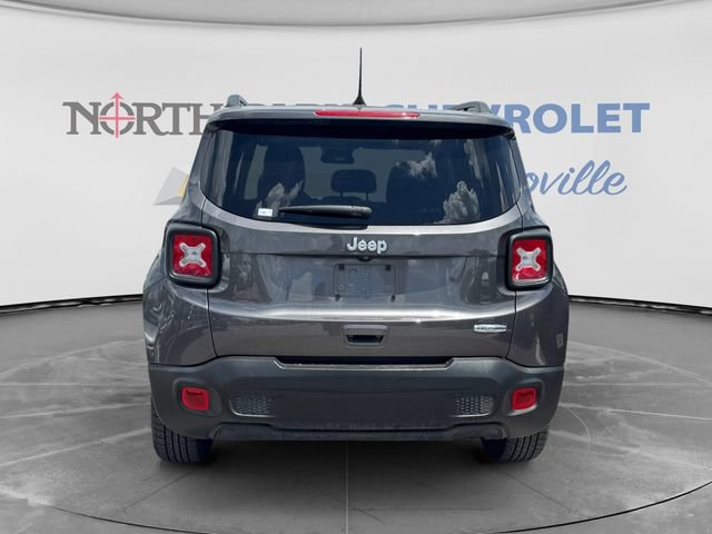 Used 2021 Jeep Renegade Latitude w/ Sun & Sound Group FWD image 4