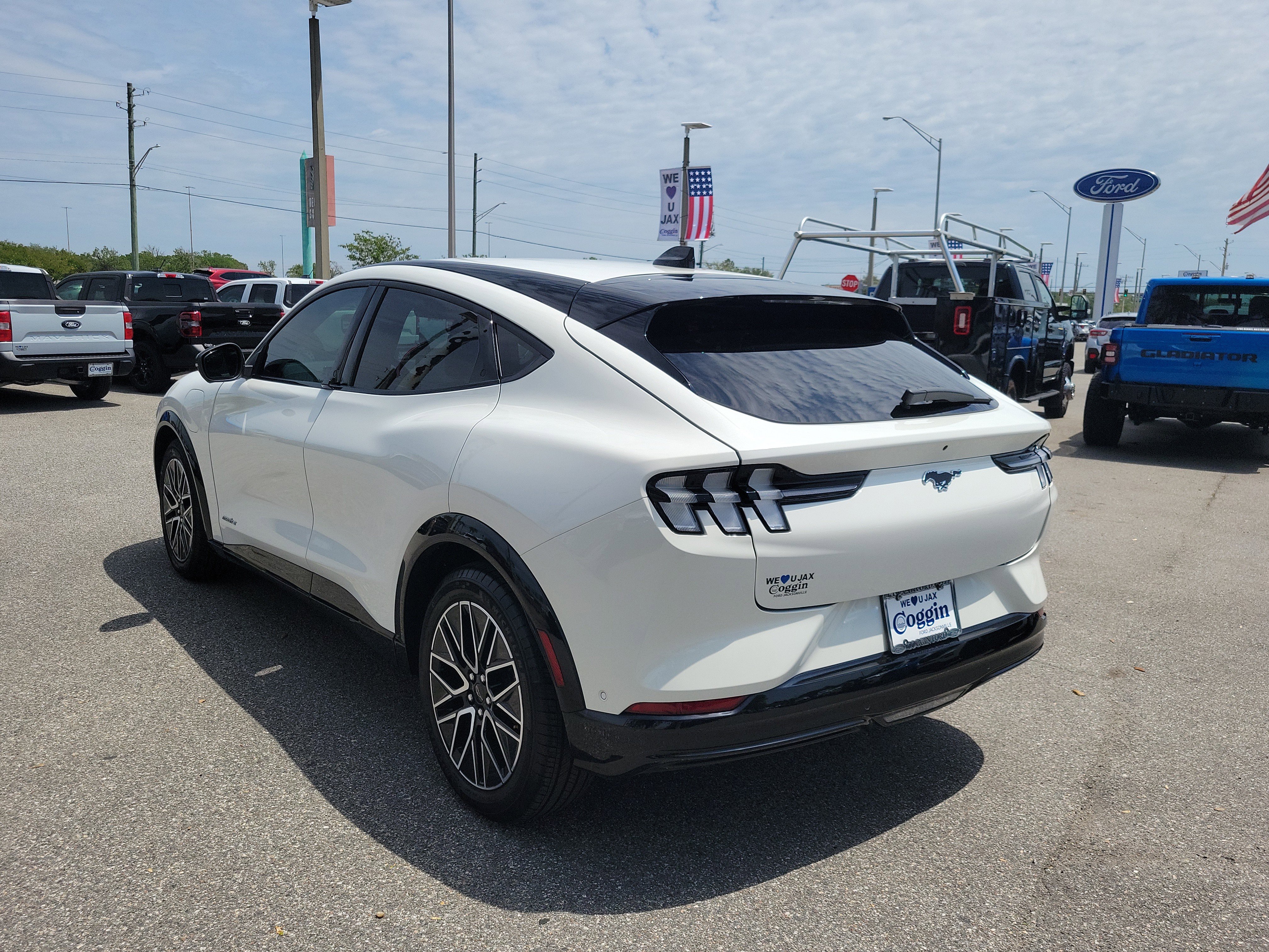 Used 2024 Ford Mustang Mach-E Premium RWD image 4