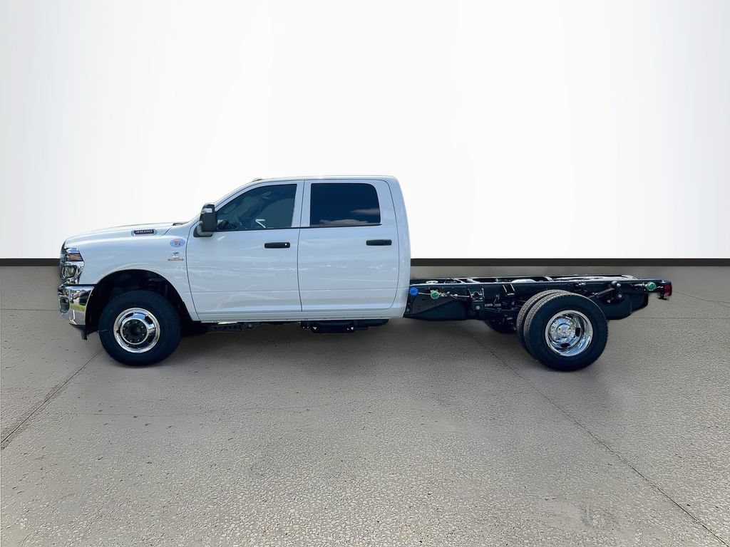 New 2026 RAM 3500 Tradesman w/ Chrome Appearance Group A AWD/4WD image 4