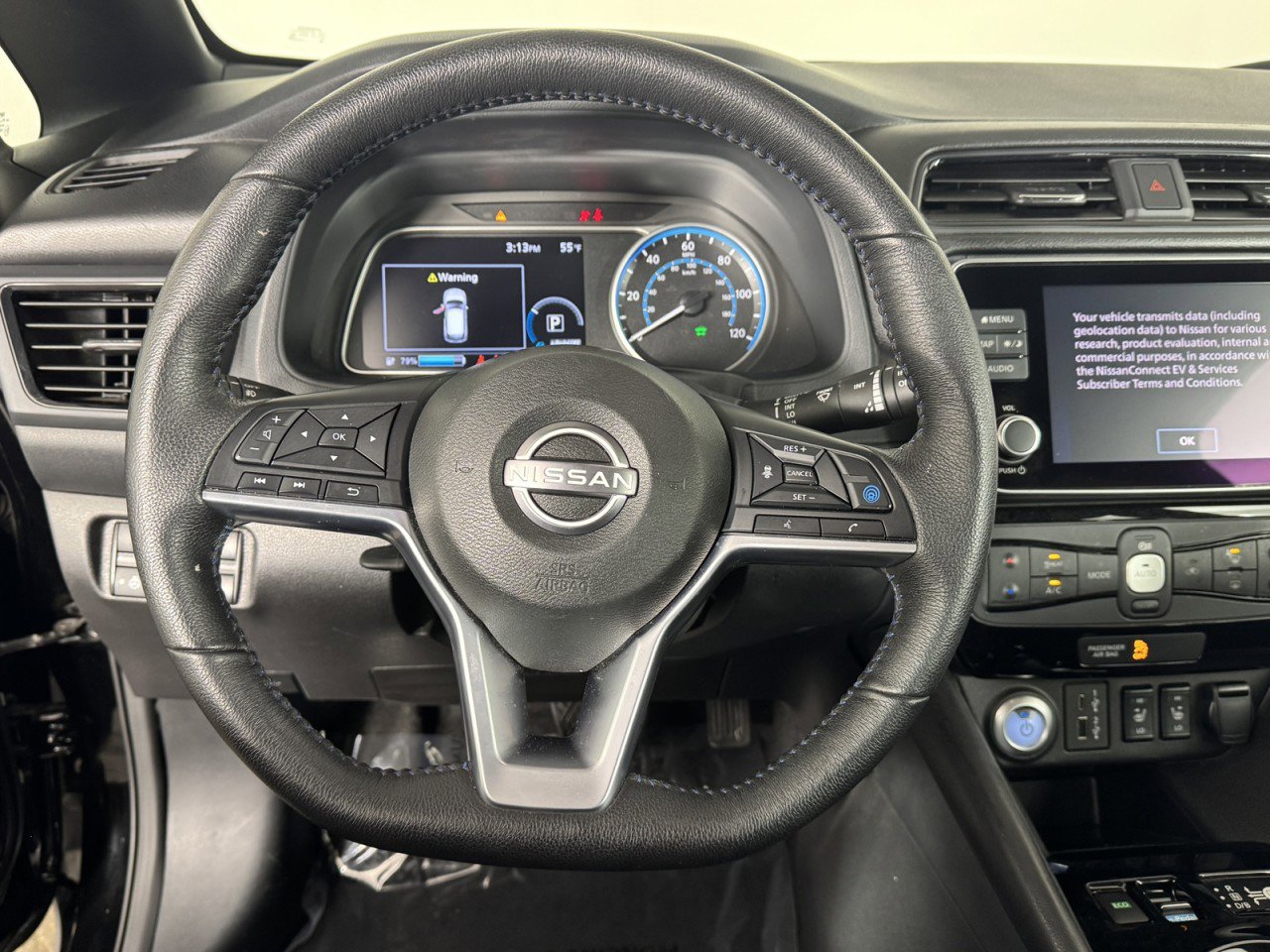 Used 2025 Nissan Leaf SV Plus image 13