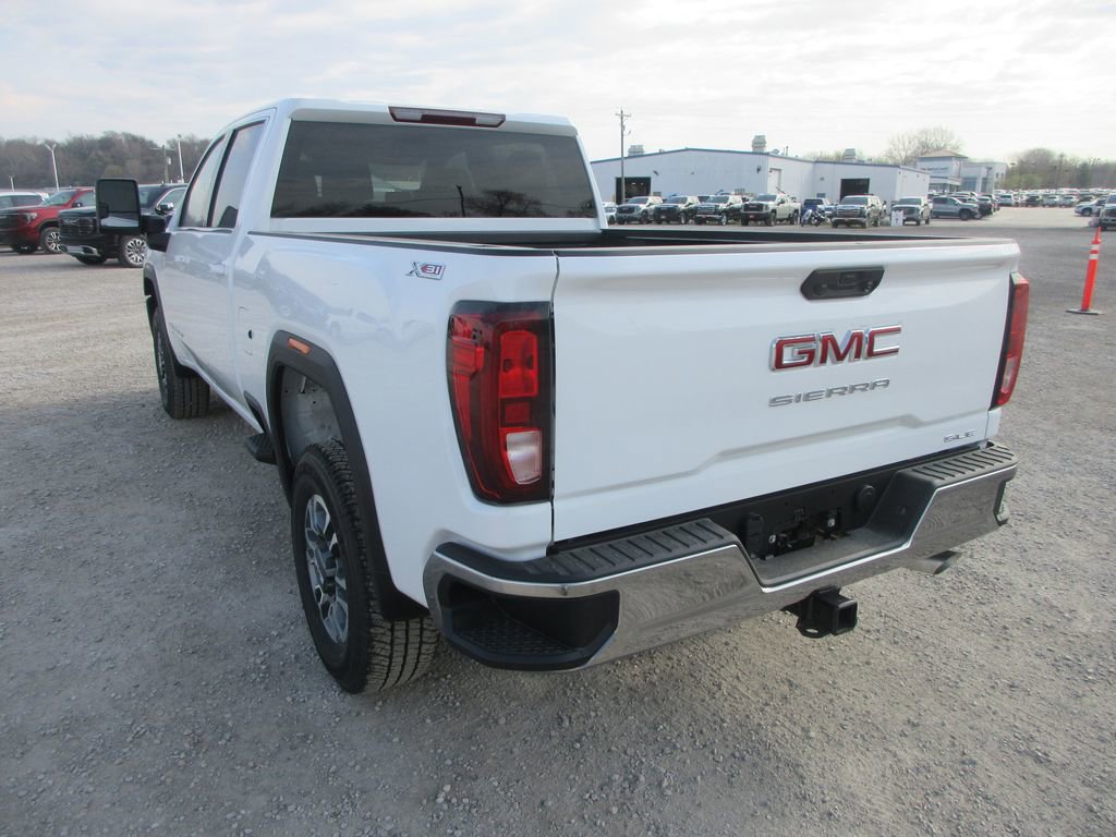 New 2026 GMC Sierra 2500 SLE image 9