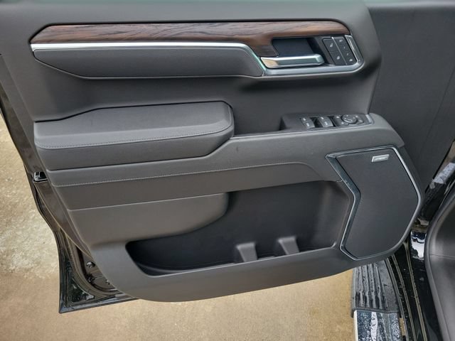 New 2026 GMC Sierra 1500 SLT w/ SLT Premium Package RWD image 9