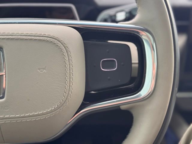 Used 2024 Lincoln Nautilus Reserve w/ Equipment Group 203A AWD/4WD image 11