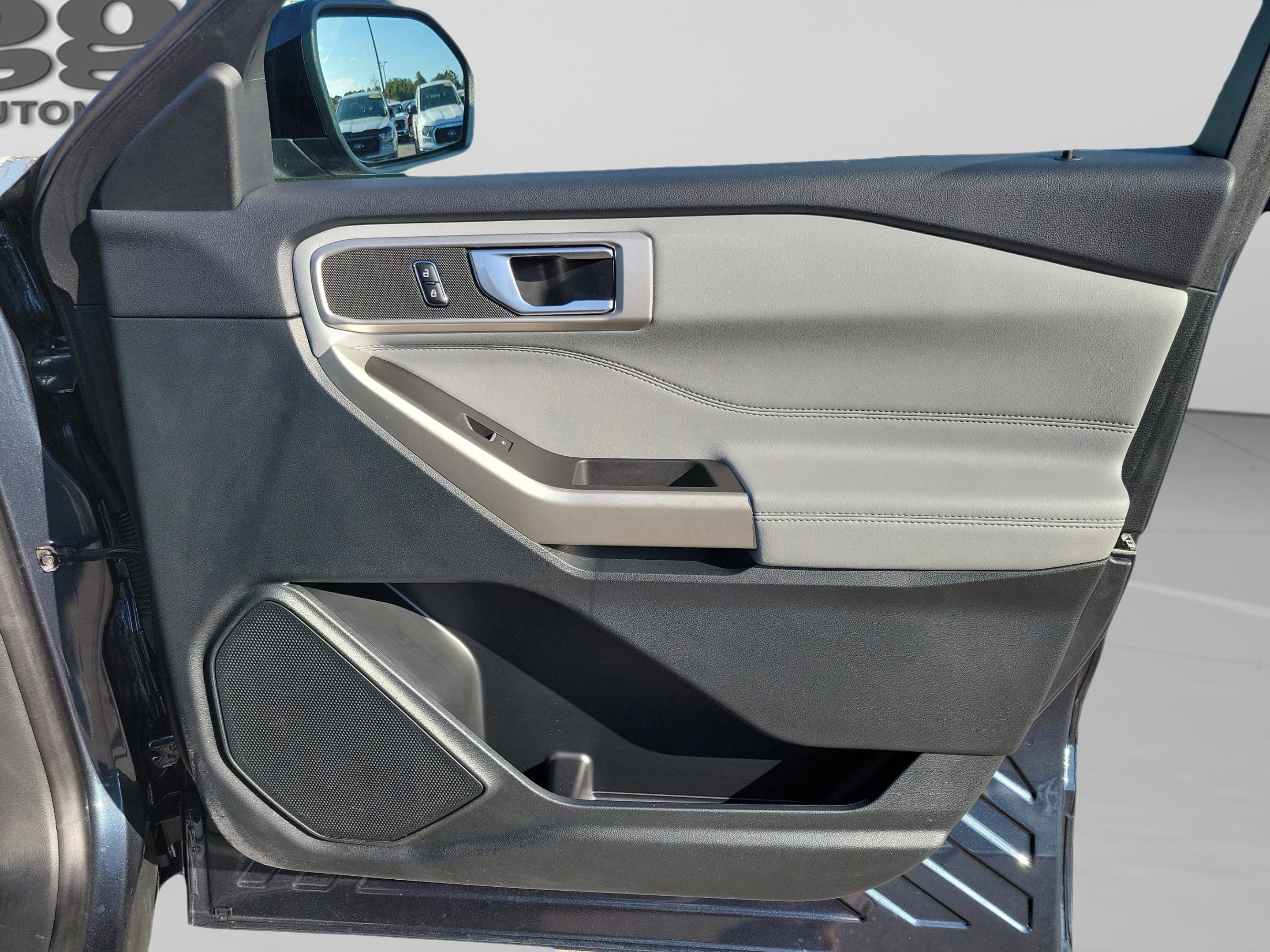 Certified 2023 Ford Explorer XLT w/ Equipment Group 202A image 28