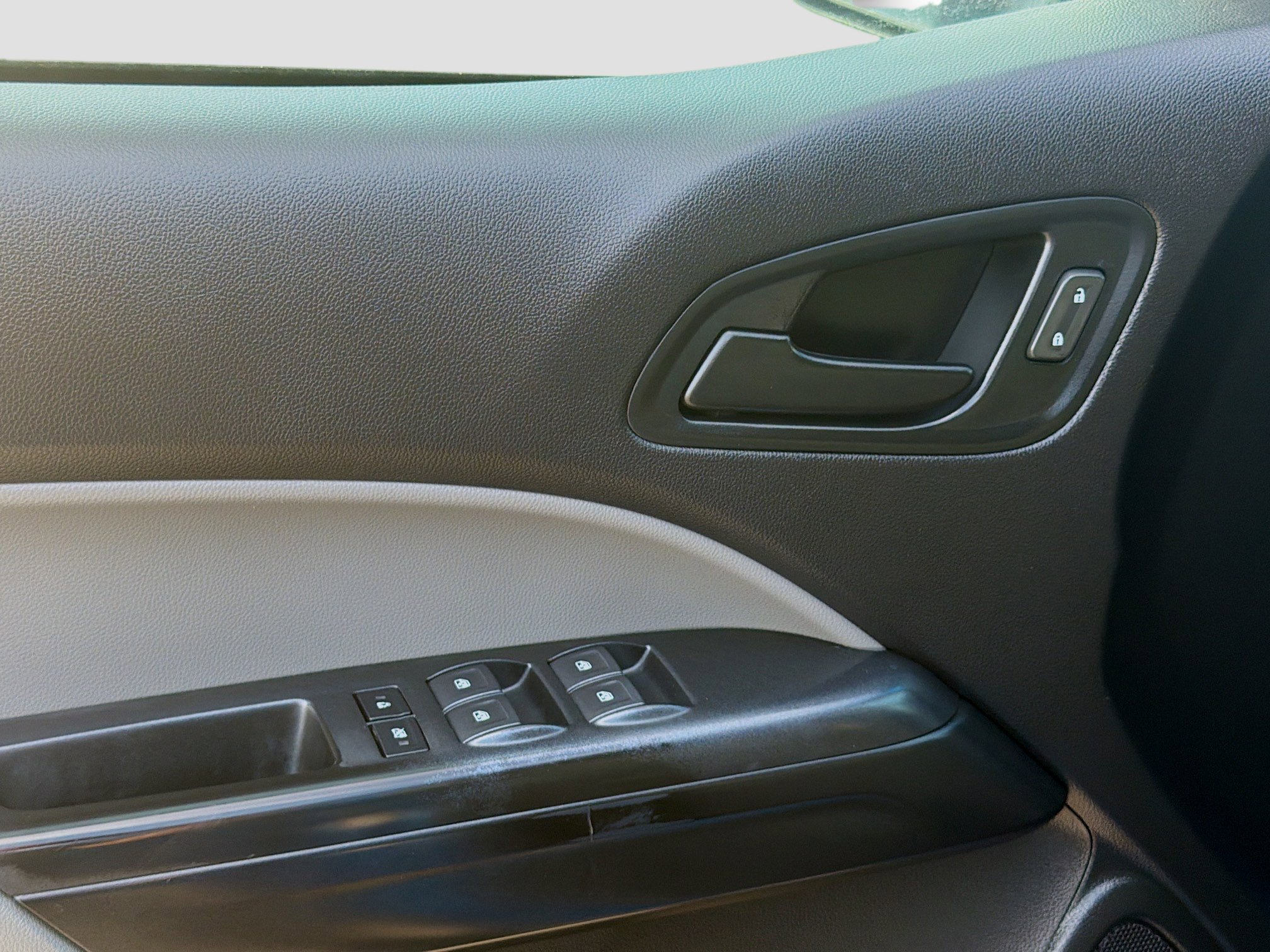 Used 2021 Chevrolet Colorado W/T RWD image 15