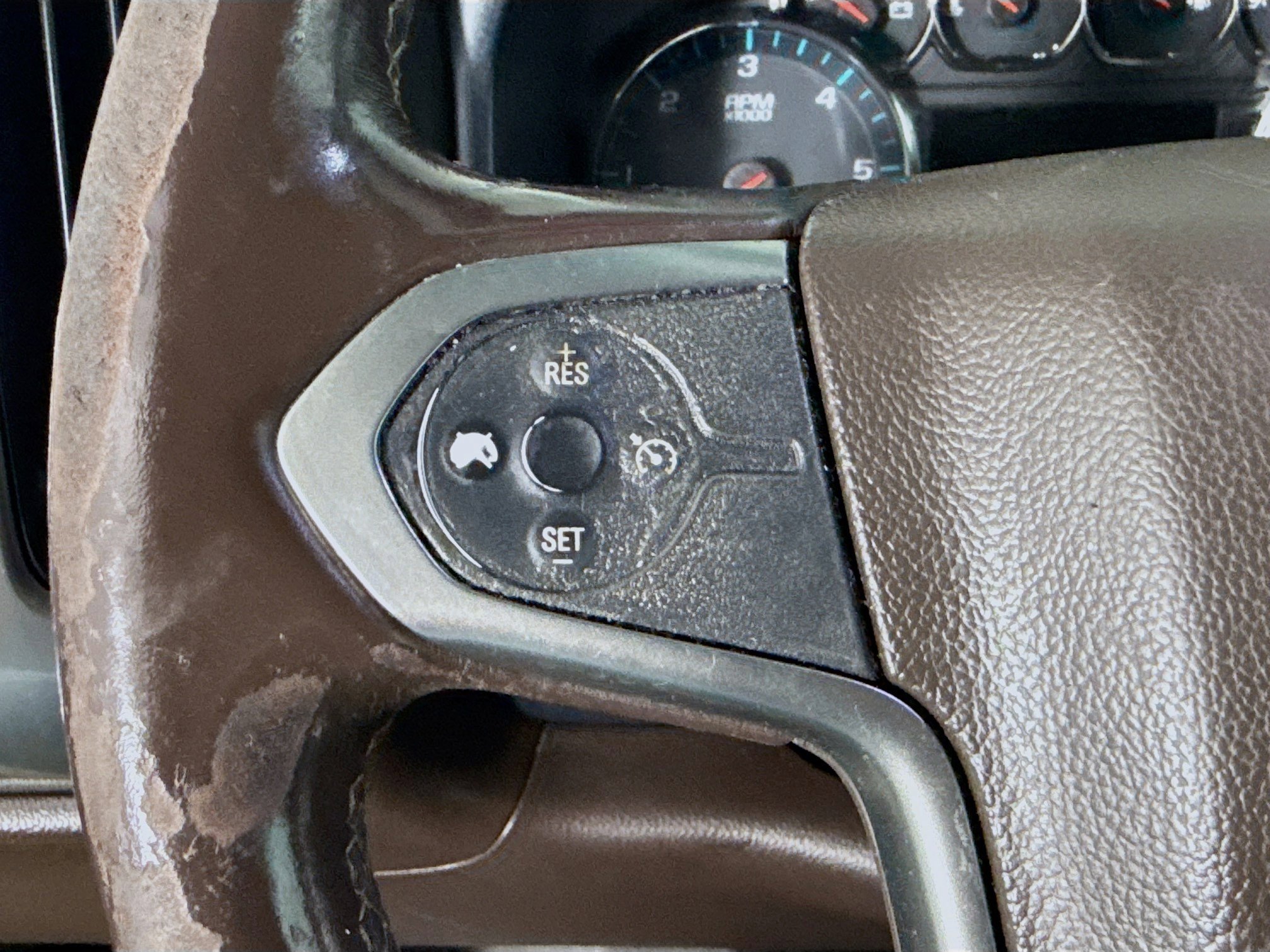 Used 2018 Chevrolet Silverado 1500 LT w/ Texas Edition image 14