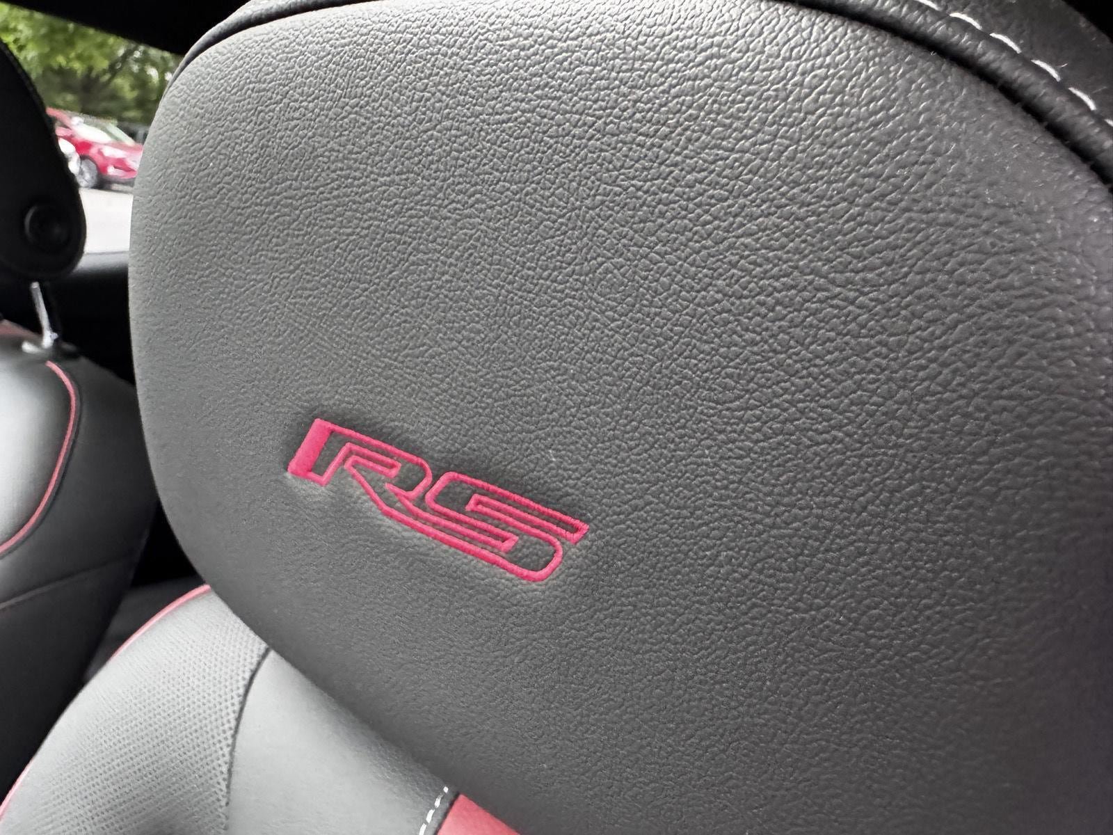 Used 2026 Chevrolet Trax RS w/ Sunroof Package FWD image 21
