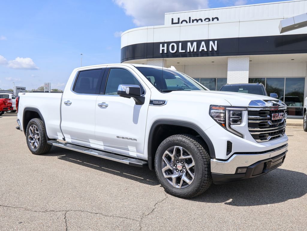 New 2026 GMC Sierra 1500 SLT image 1