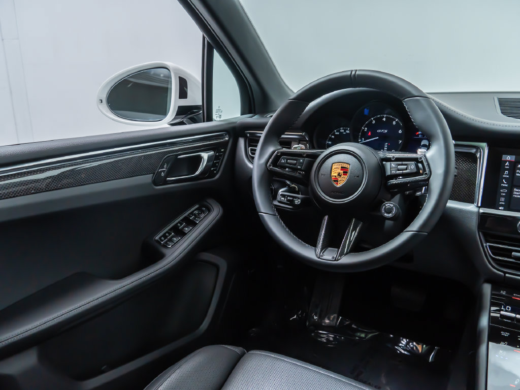 New 2026 Porsche Macan GTS AWD/4WD image 35