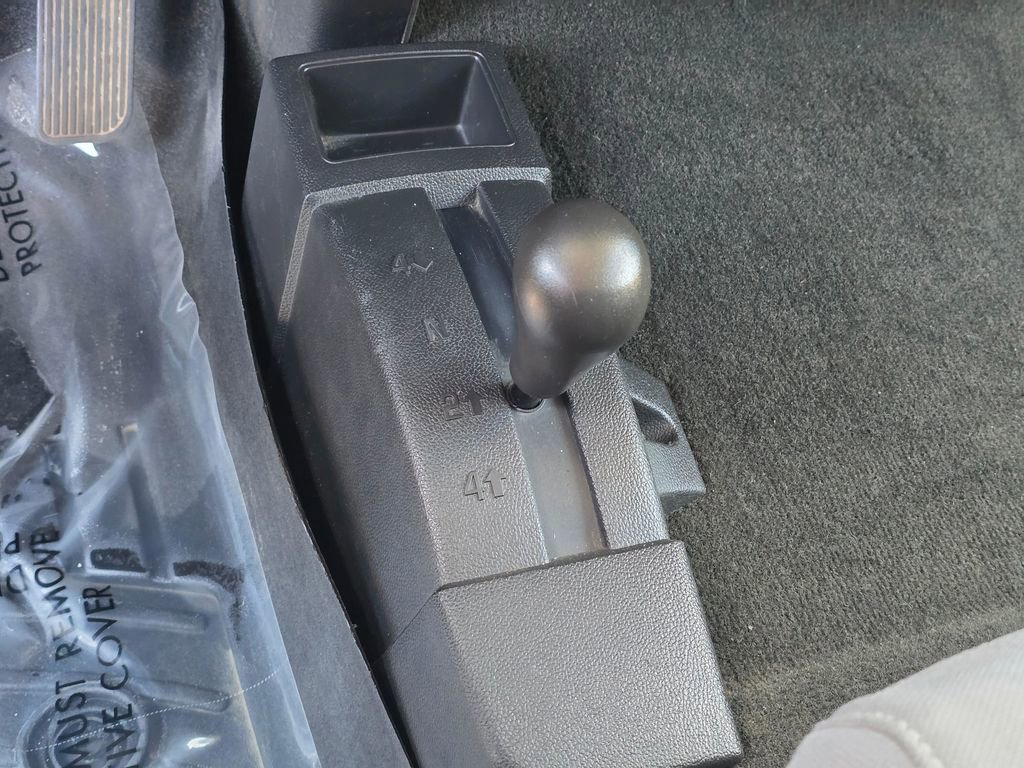 Used 2015 Chevrolet Silverado 1500 W/T image 23